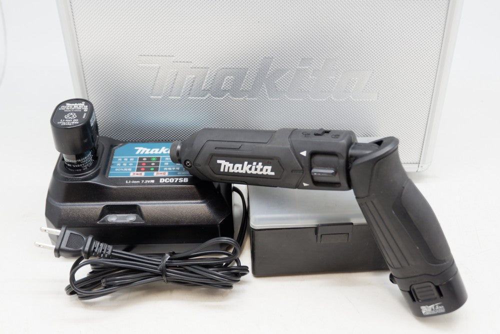 ペン型インパクトドライバ makita TD022DSHXB フルセット品  