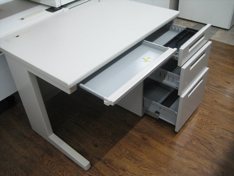 事務机　片袖デスク　イナバ製　ニューグレー　1000ｘ700 USED】片袖机 幅1000mm イナバ製 Inaba デスク 高知 【店舗販売品