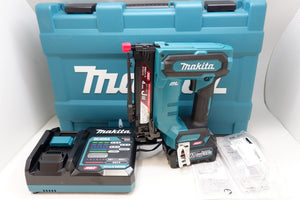 充電式タッカ makita ST001G 40Vmaxバッテリー・充電器セット