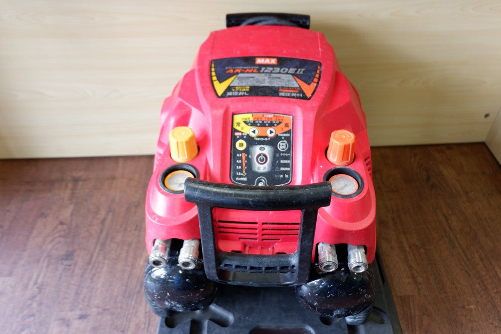 Max AK HL1230E2 常圧 高圧 エアー コンプレッサー マックス MAX/マックス 内装エアコンプレッサ AK-HL1230E2 4.3