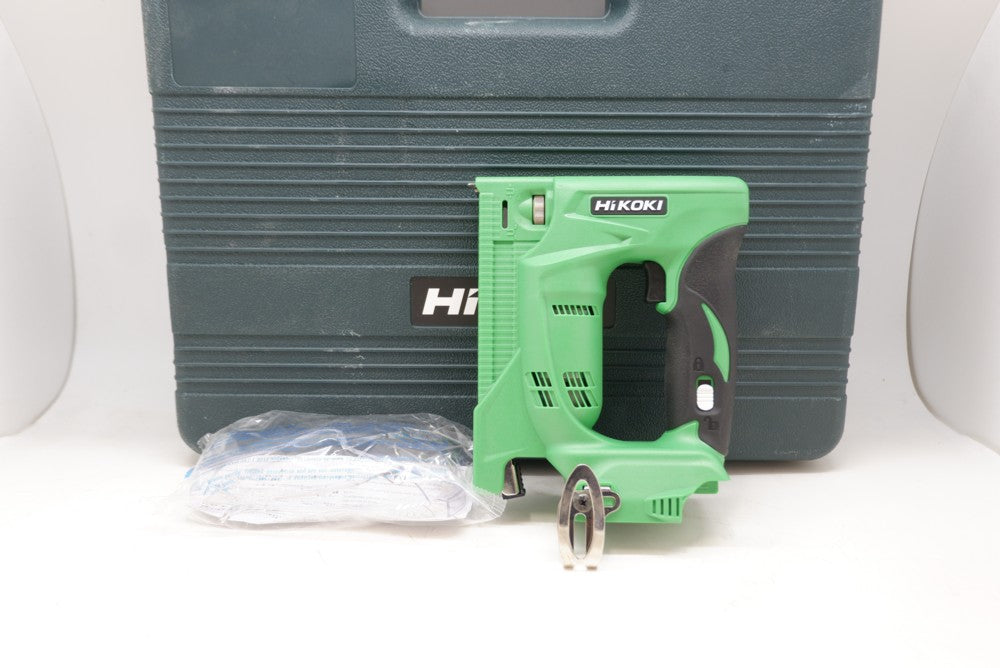 HiKOKI コードレスタッカ N18DSL 充電式 ほぼ未使用品 本体のみ HiKOKI コードレスタッカ N18DSL 充電式 ほぼ未使用品 本体のみ