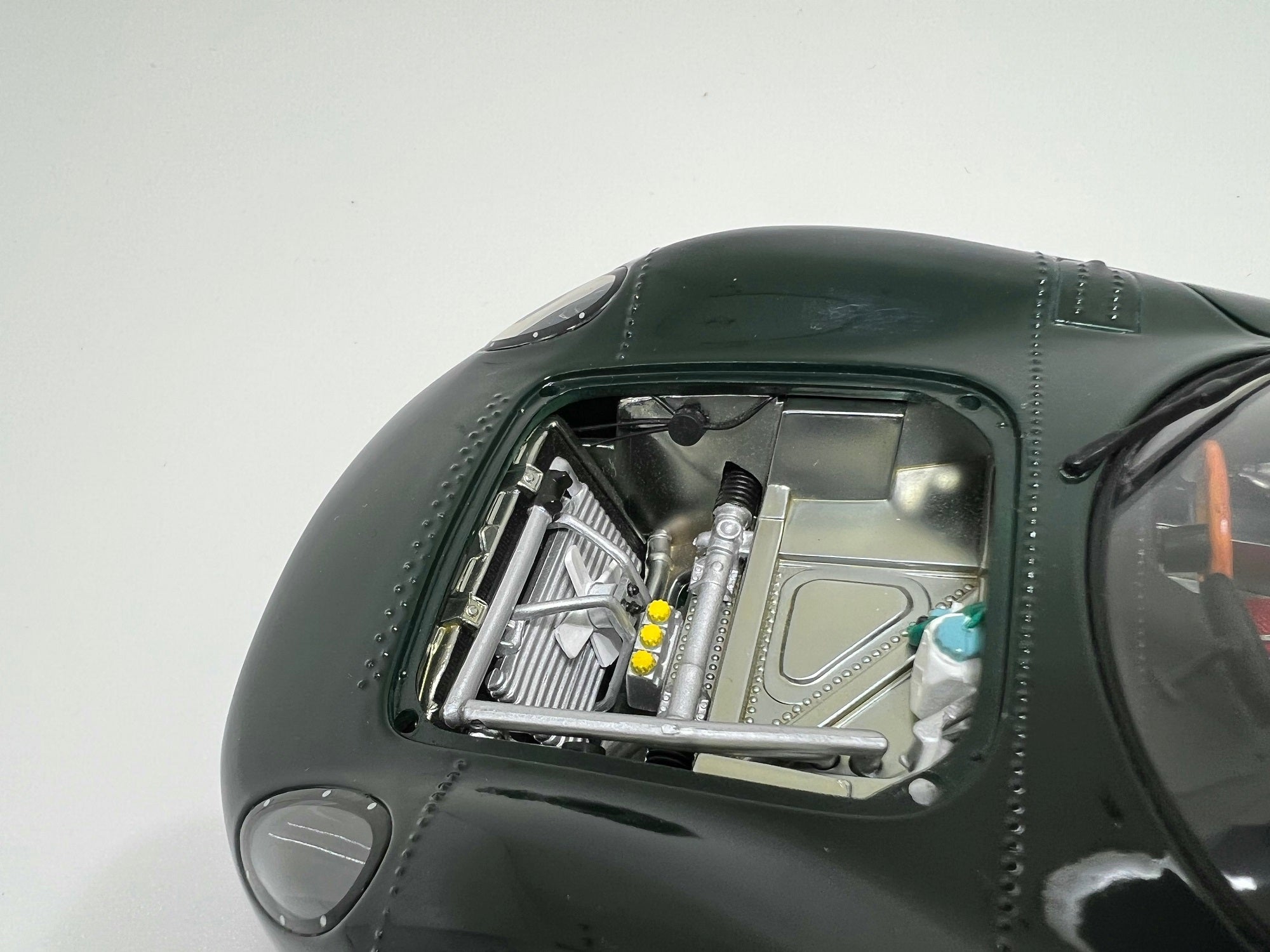AUTOart 1/18 JAGUAR XJ13 オートアート ジャガー グリーン 美品 AUTOart 1/18 JAGUAR XJ13 オートアート ジャガー グリーン 美品