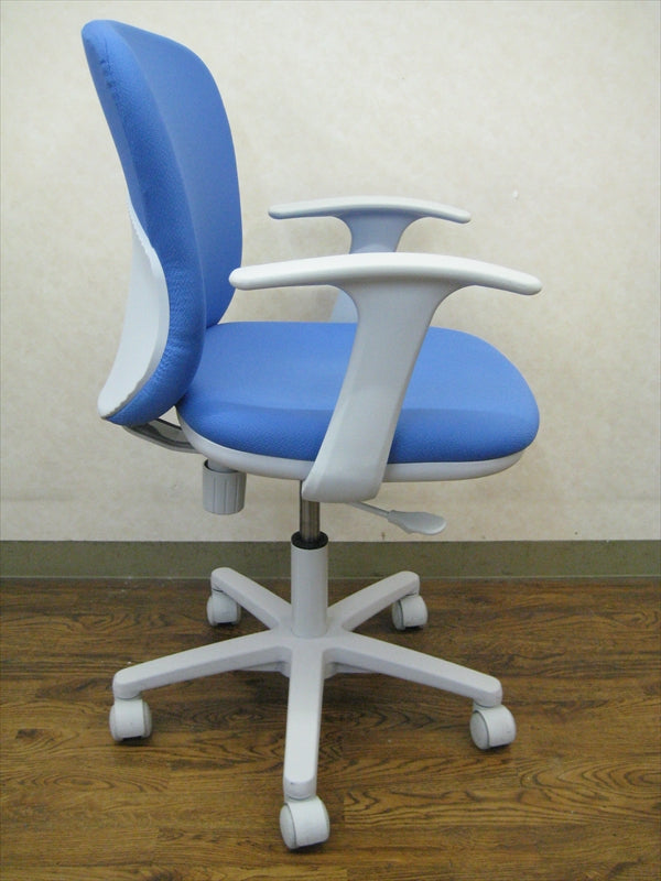 中古】チェダーCチェア MC-W67SHL-2N SBK プラス/PLUS ミーティングチェア 501680 - 中古オフィス家具ならオフィスバスターズ