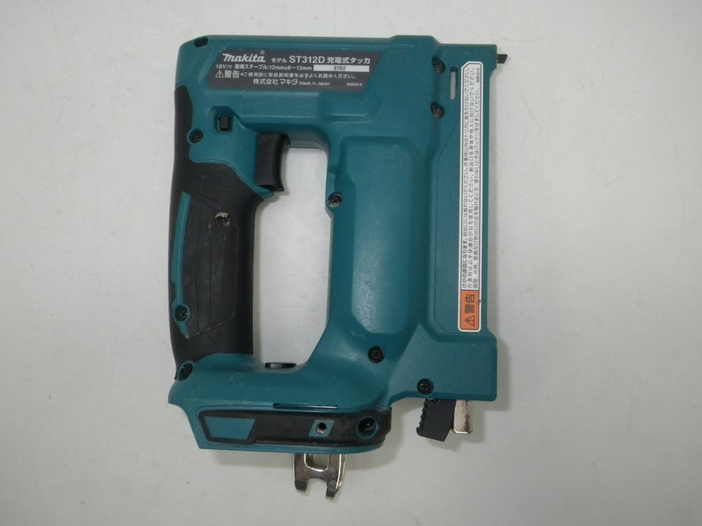 未使用展示品□□MAKITA マキタ 充電式タッカ 18V ST312DZK 充電式タッカ makita ST312DZK 18V 中古品/バッテリ＆充電器別売