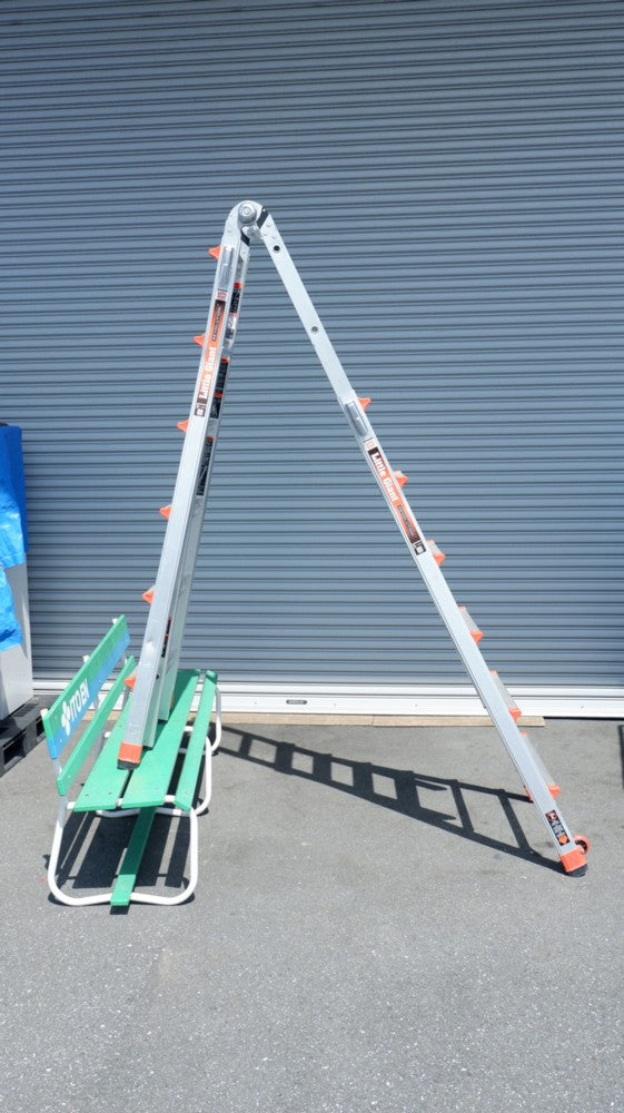 伸縮式長尺専用アルミ脚立 長谷川工業 LittleGiant LG-10109 2.47-4.47 伸縮式長尺専用アルミ脚立 長谷川工業 LittleGiant LG-10109 2.47-4.47