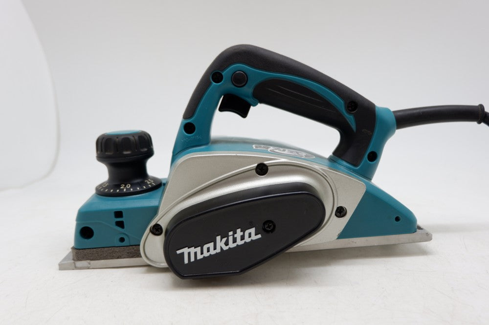 82mm電動カンナ makita KP0800ASP 中古品 – リサイクル堀り出しや