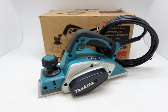 82mm電動カンナ makita KP0800ASP 中古品