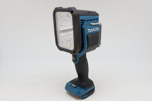 充電式LEDフラッシュライト makita ML812 本体のみ
